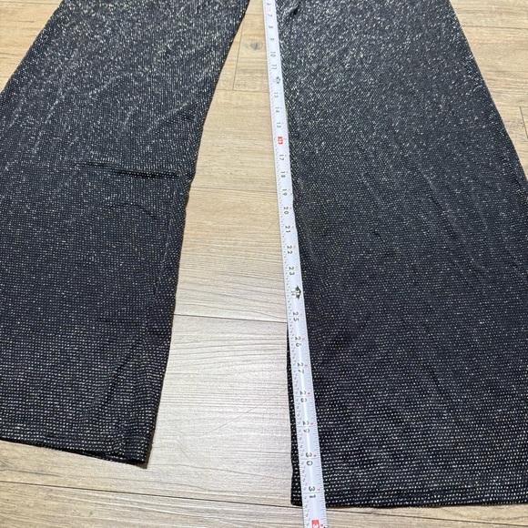 NWOT Boohoo Silver Glitter Wide Leg Pants Size 8, Metallised Fibre Pants - Picture 10 of 13